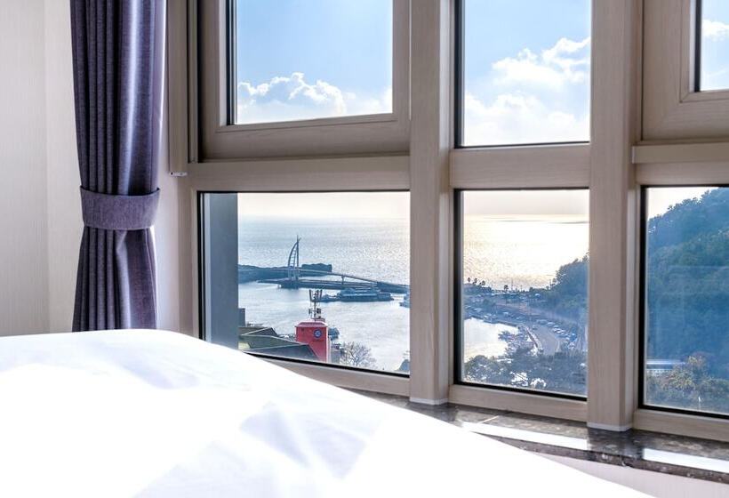 Shin Shin Hotel Seogwipo