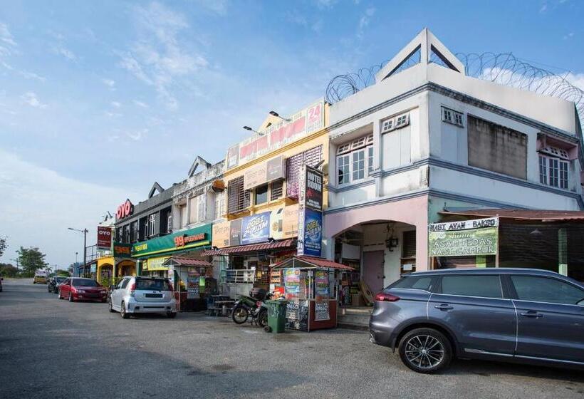 هتل Spot On 90156 Bidara Guest House