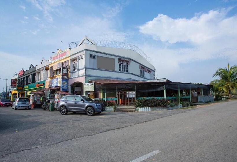 هتل Spot On 90156 Bidara Guest House