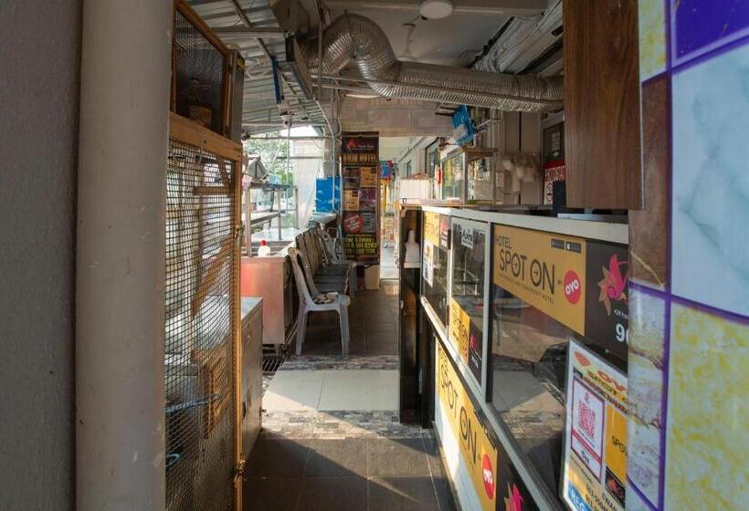 هتل Spot On 90156 Bidara Guest House