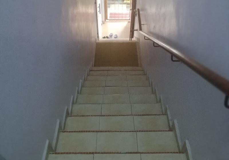 هتل Spot On 90156 Bidara Guest House