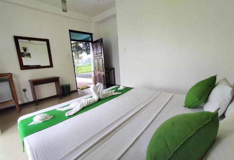 Hotell Village Mango Resort Yala