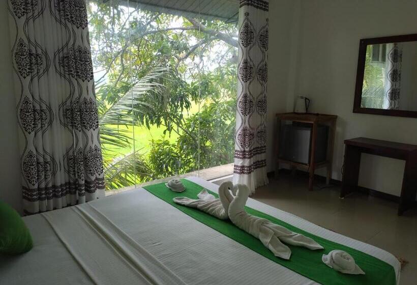 Hotell Village Mango Resort Yala
