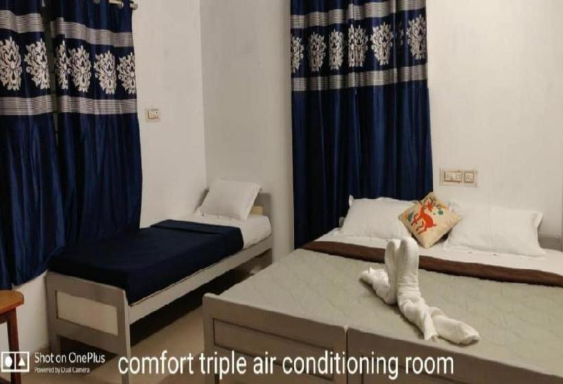 פנסיון Ld Home Stay & Residency Mahabs