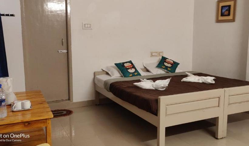 פנסיון Ld Home Stay & Residency Mahabs