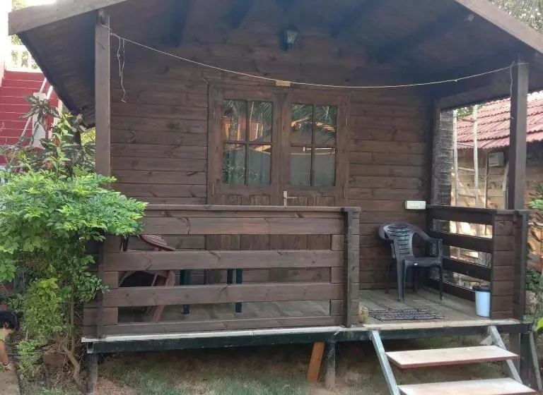 Aamiaismajoitus (B&B) Lamarine Morjim Beach Cottages