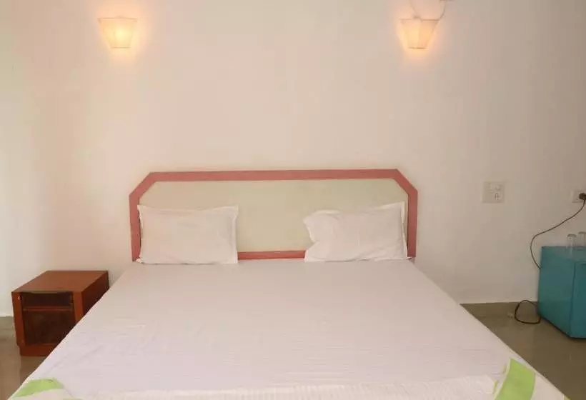 Aamiaismajoitus (B&B) Lamarine Morjim Beach Cottages