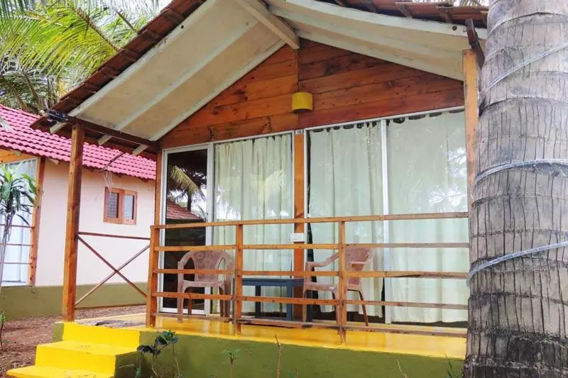 Aamiaismajoitus (B&B) Lamarine Morjim Beach Cottages