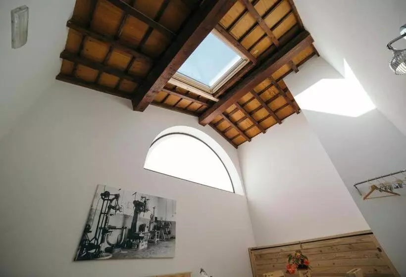 ベッドアンドブレックファースト Le Camere Pietrasantine   Centro Storico