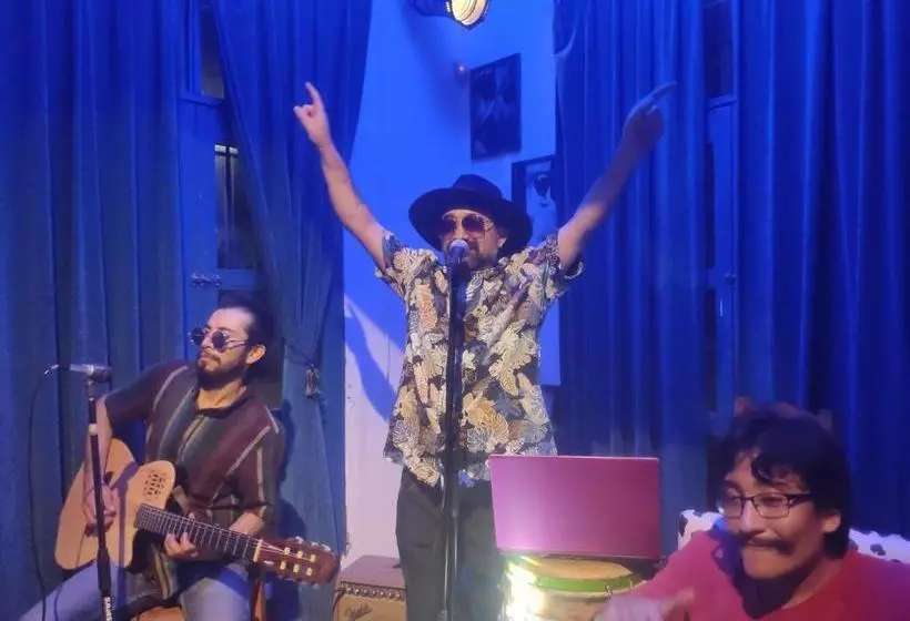 Chuchumbé Hotel & Hostal