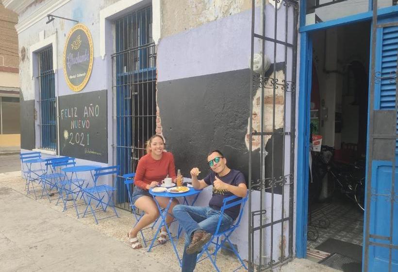 Chuchumbé Hotel & Hostal