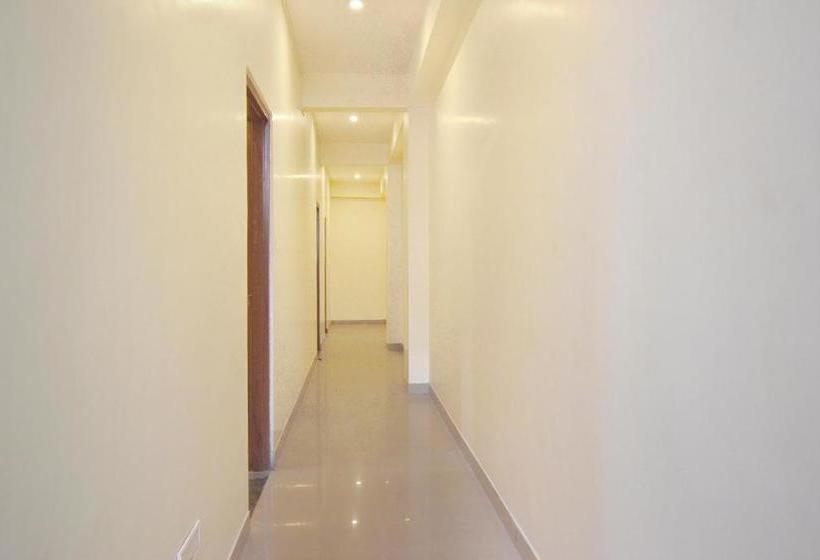 酒店 Collection O 77314 Paris