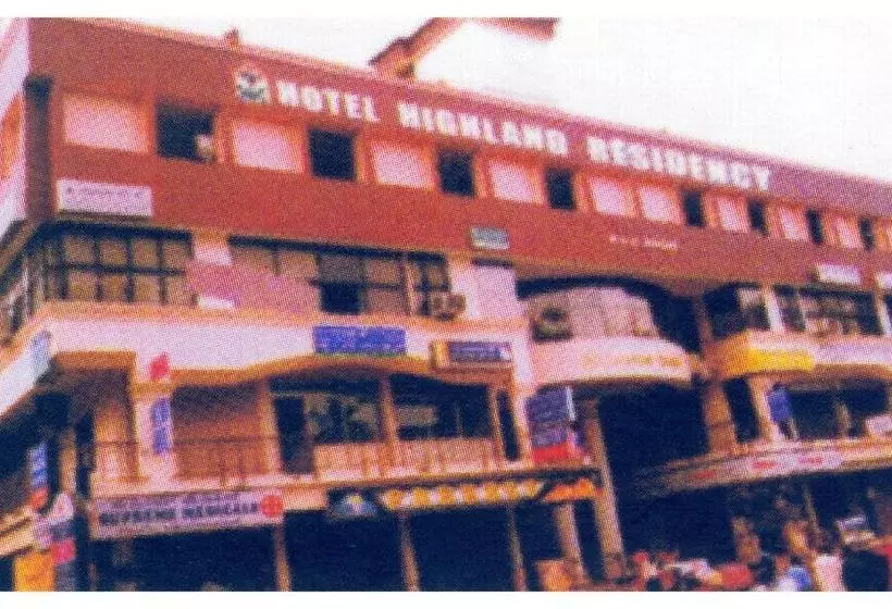 ホテル Highland Residency