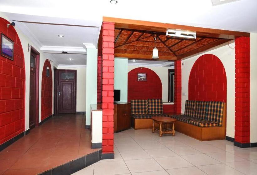 فندق Highland Residency