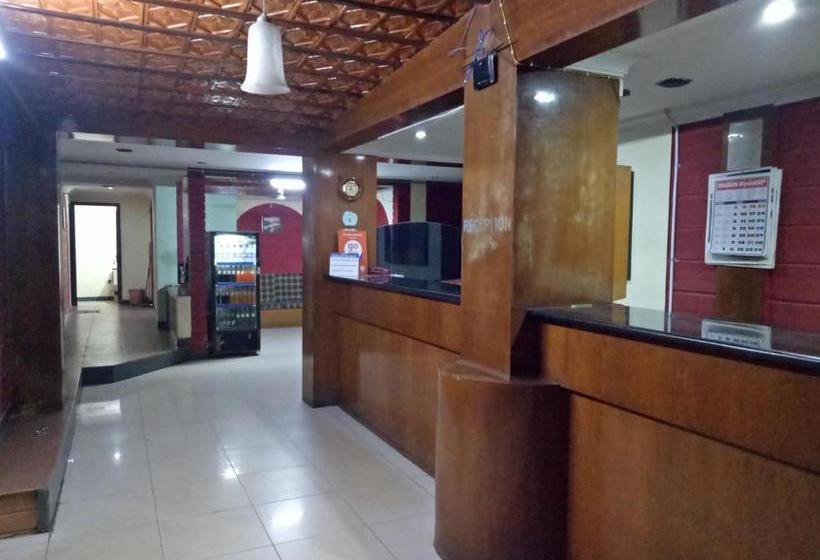 فندق Highland Residency