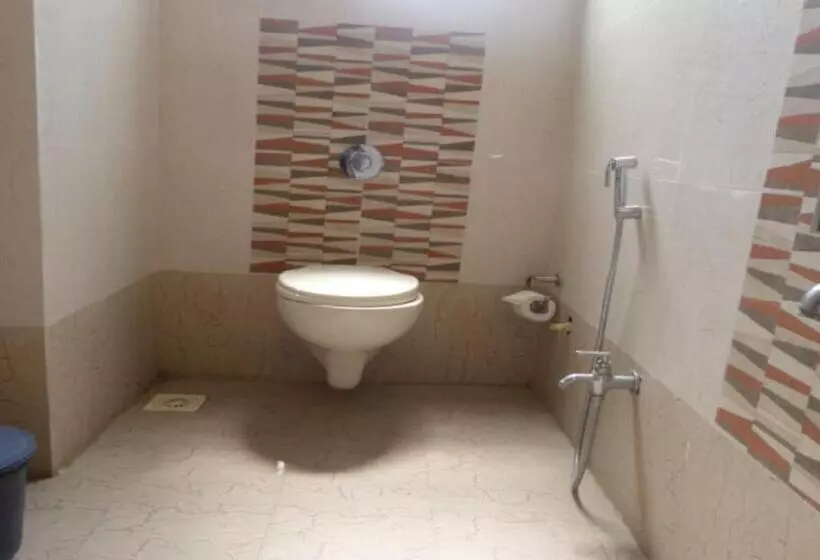 Hotelli Saiprasad Executive Solapur