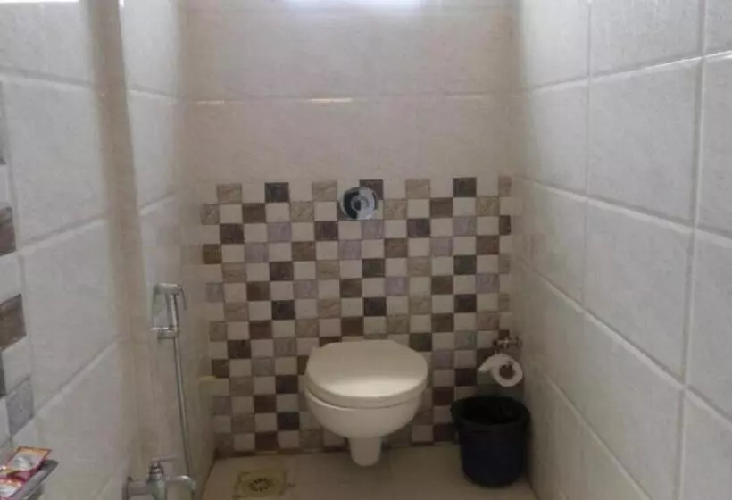 Hotelli Saiprasad Executive Solapur