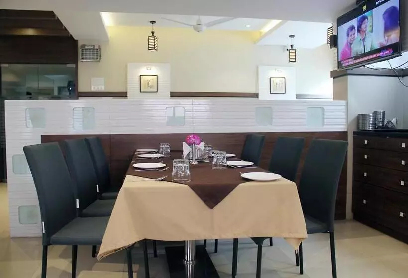 Hotelli Saiprasad Executive Solapur