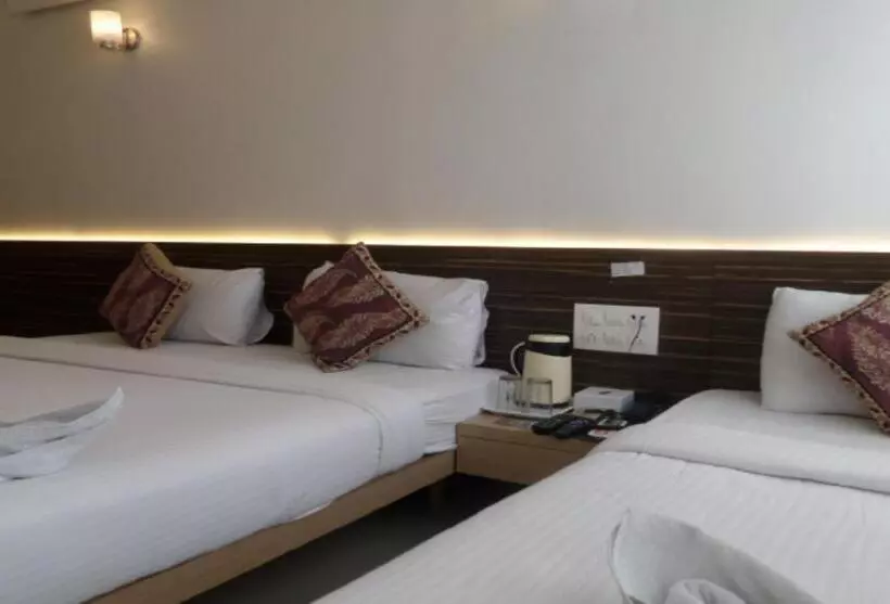 Hotelli Saiprasad Executive Solapur