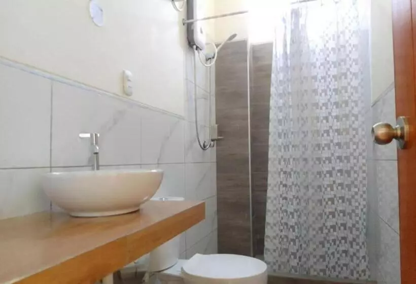 پانسیون Gran Imperial Avenida