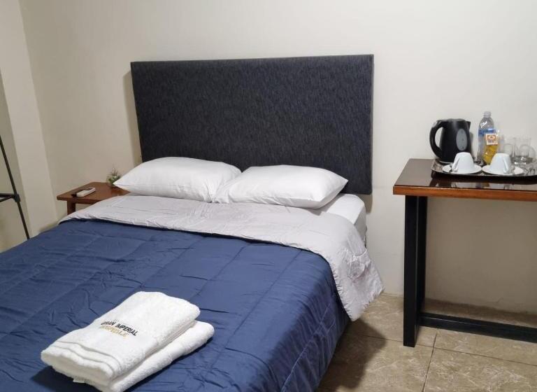 پانسیون Gran Imperial Avenida