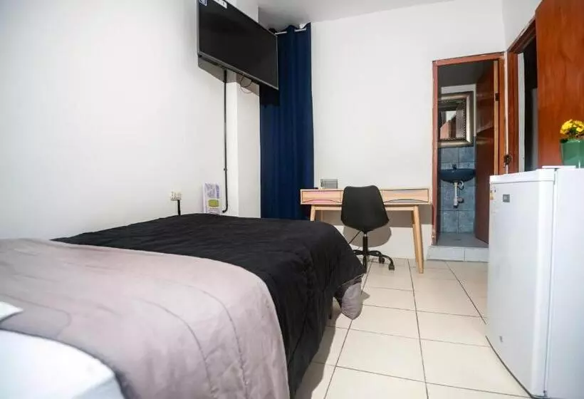 پانسیون Gran Imperial Avenida