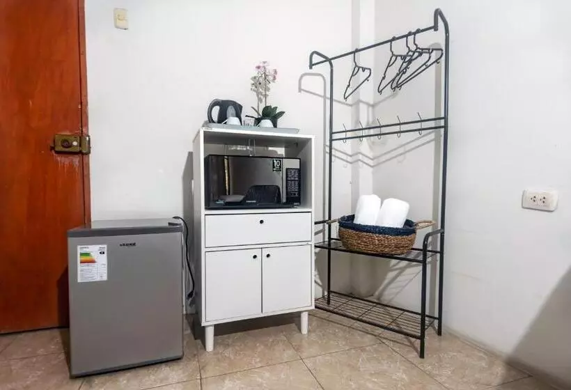 پانسیون Gran Imperial Avenida