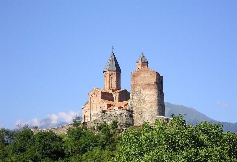 پانسیون Room In Bb Triple Room In Kvareli, Georgia