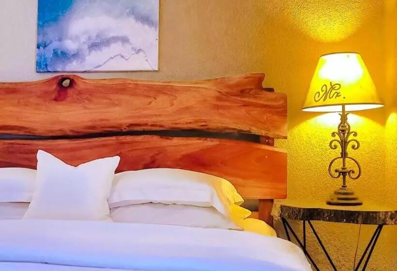 Vive Utila   Bed & Breakfast