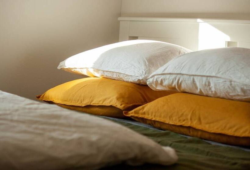 민박 Budget Rooms Pilatus   Alpnachstad