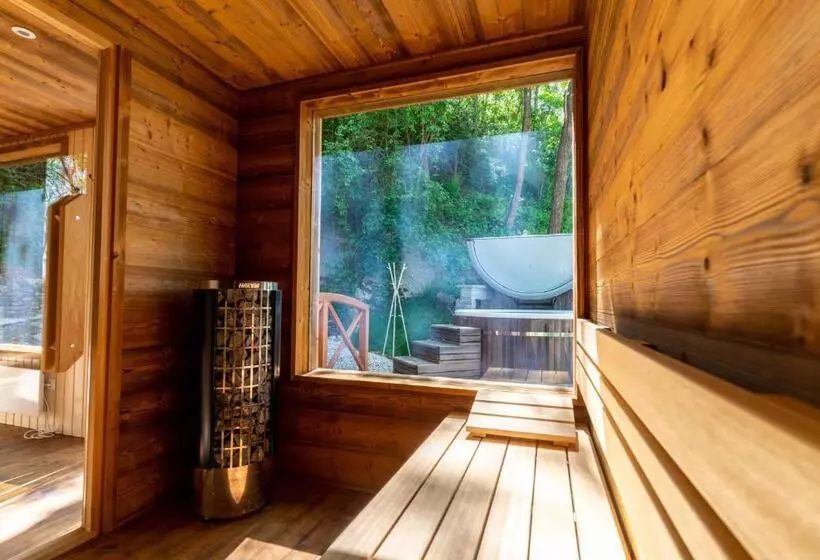 Aamiaismajoitus (B&B) Tündérliget Panzió