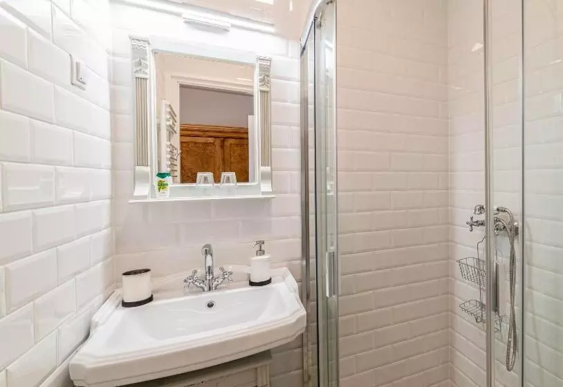 Aamiaismajoitus (B&B) Tündérliget Panzió