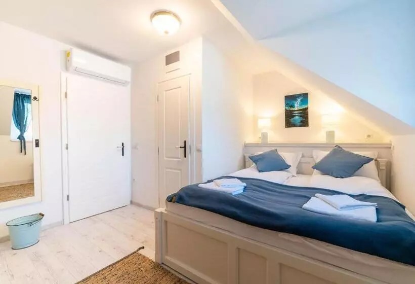 Aamiaismajoitus (B&B) Tündérliget Panzió