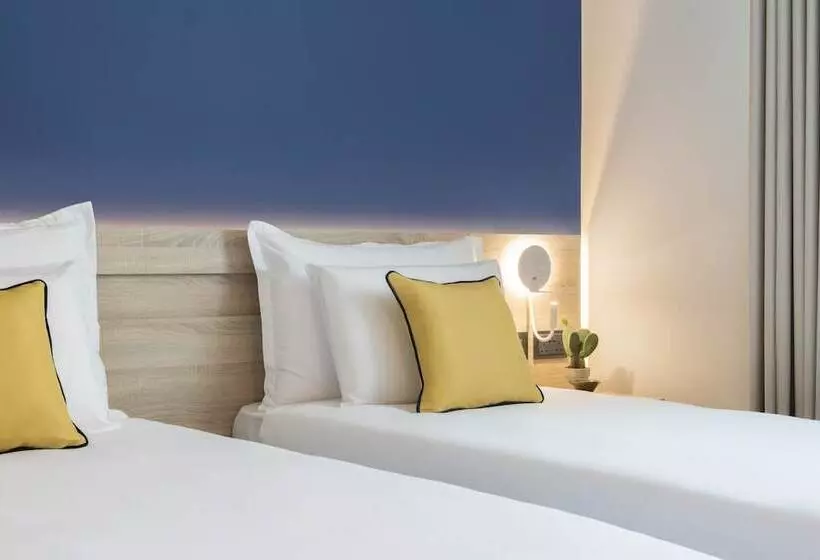 هتل Antoniel Suites