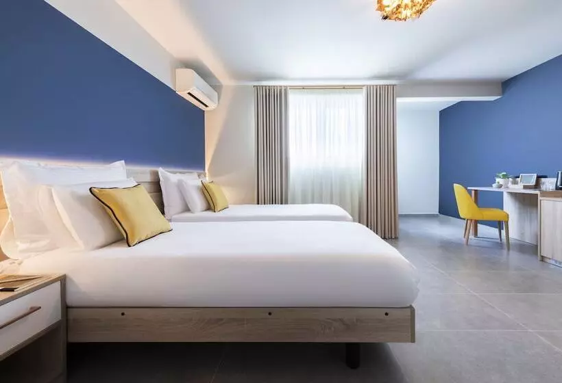 هتل Antoniel Suites