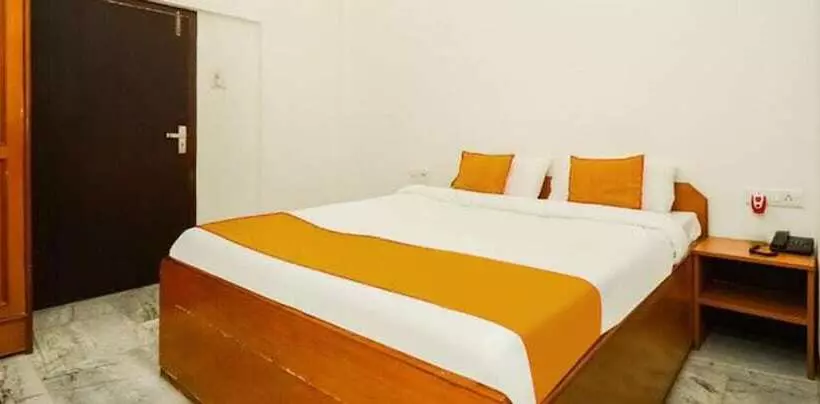 Hotelli Fabexpress Anurag Residency