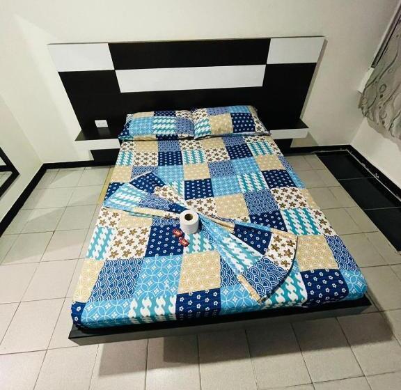 בית מלון כפרי Gavan Plaza