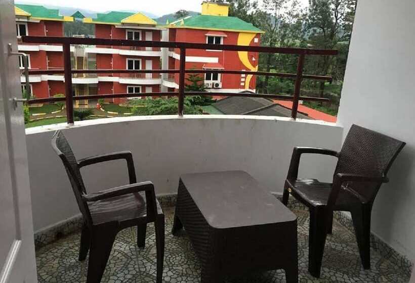 בית מלון כפרי Krishna Tara Comforts