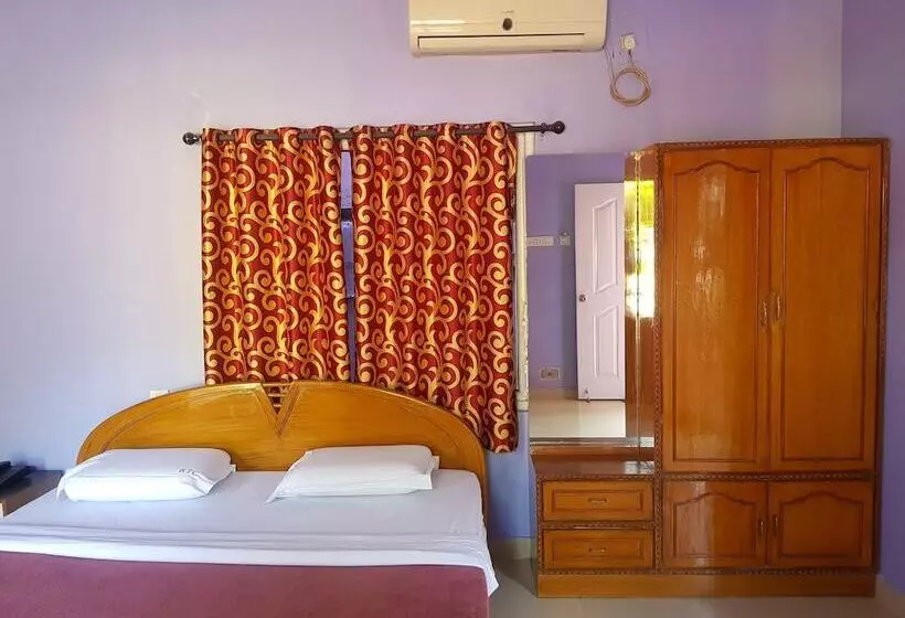 Hotelli Krishna Tara Comforts