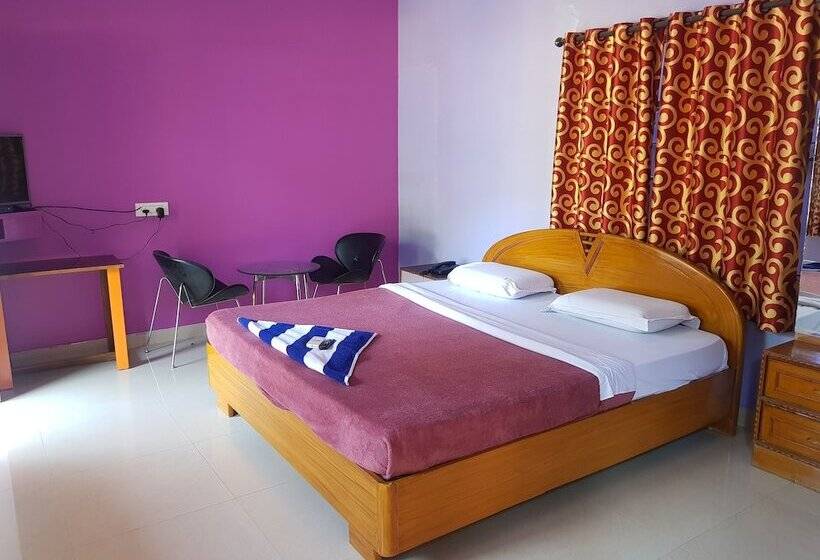 בית מלון כפרי Krishna Tara Comforts