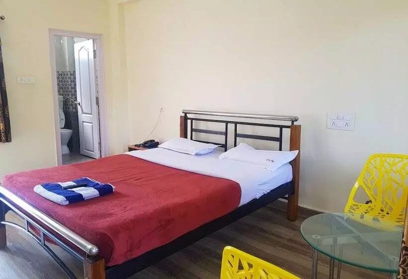 Hotelli Krishna Tara Comforts