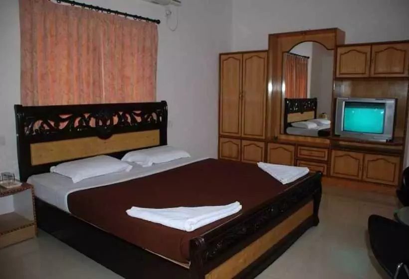 Hotelli Krishna Tara Comforts