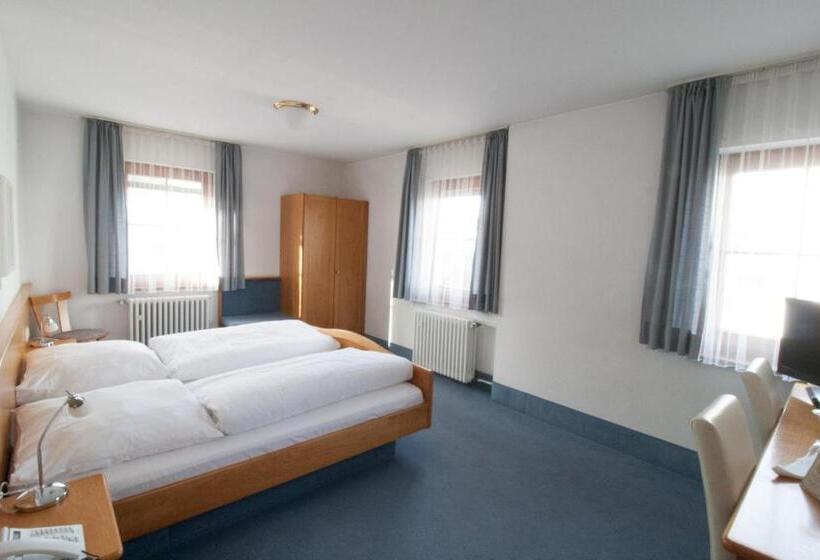 فندق Krone Straßdorf