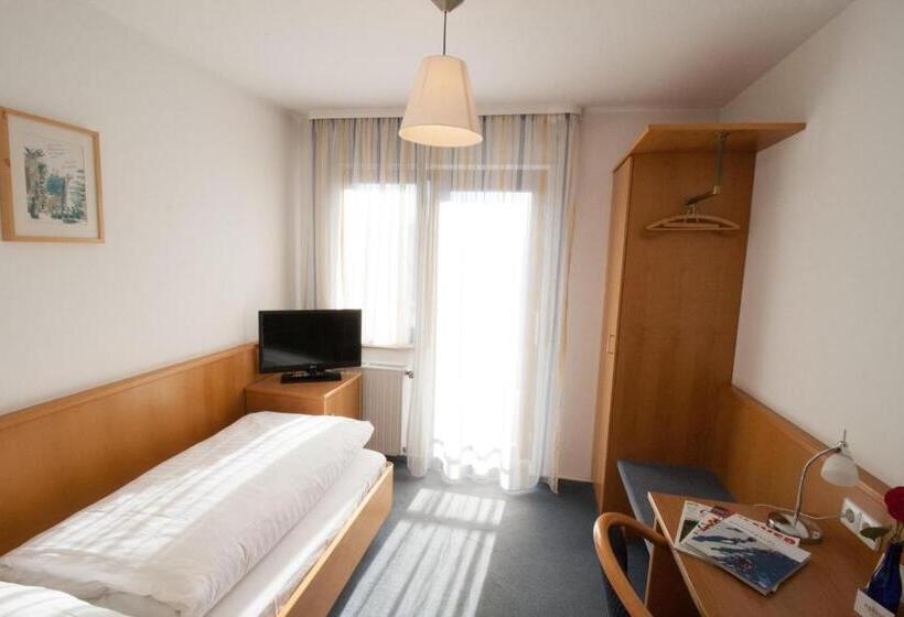 فندق Krone Straßdorf