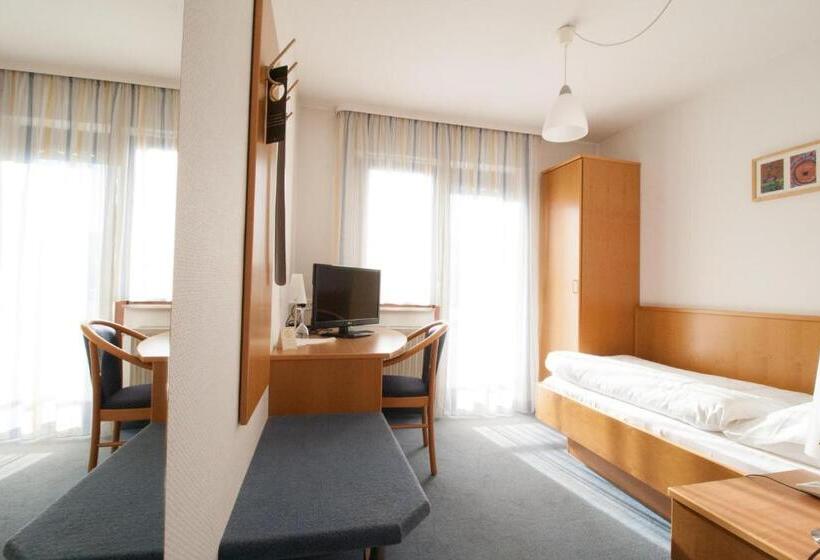 فندق Krone Straßdorf