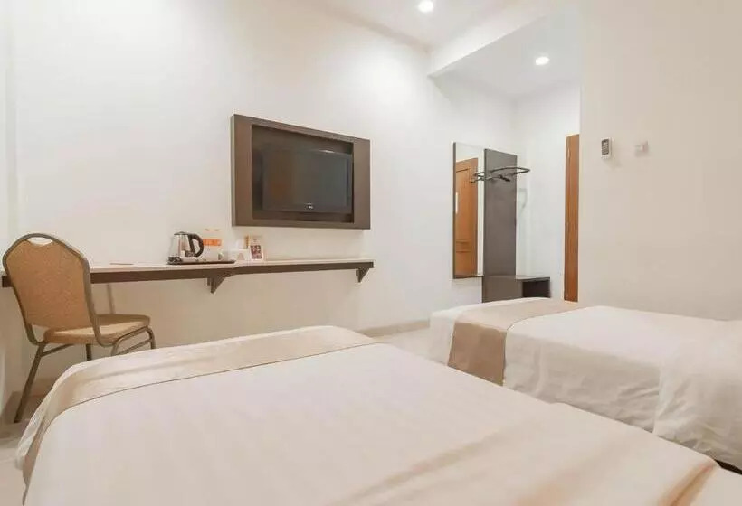 Hotelli Nietsa Guest House Syariah Palu Mitra Reddoorz