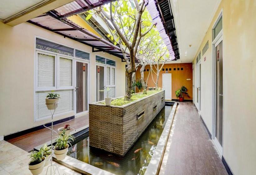 Otel Oyo 90140 Nginep Yuuk Guest House