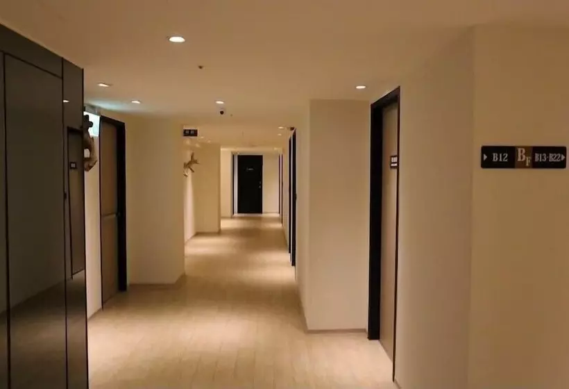 هاستل Michi Hotel   Luodong