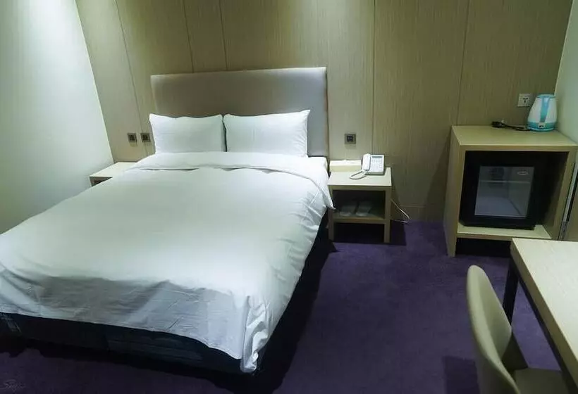 هاستل Michi Hotel   Luodong