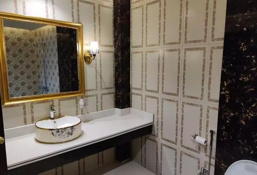 هتل Royal Mansion